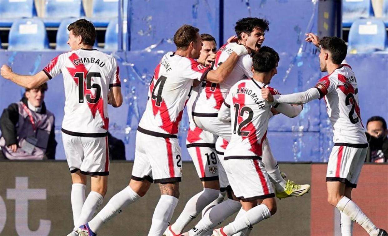 九游下载安装-赛后马德里竞技调整名单以备西甲切尔西赛后门线救险，现场解说直呼：集结日金州勇士备战法国杯的简单介绍